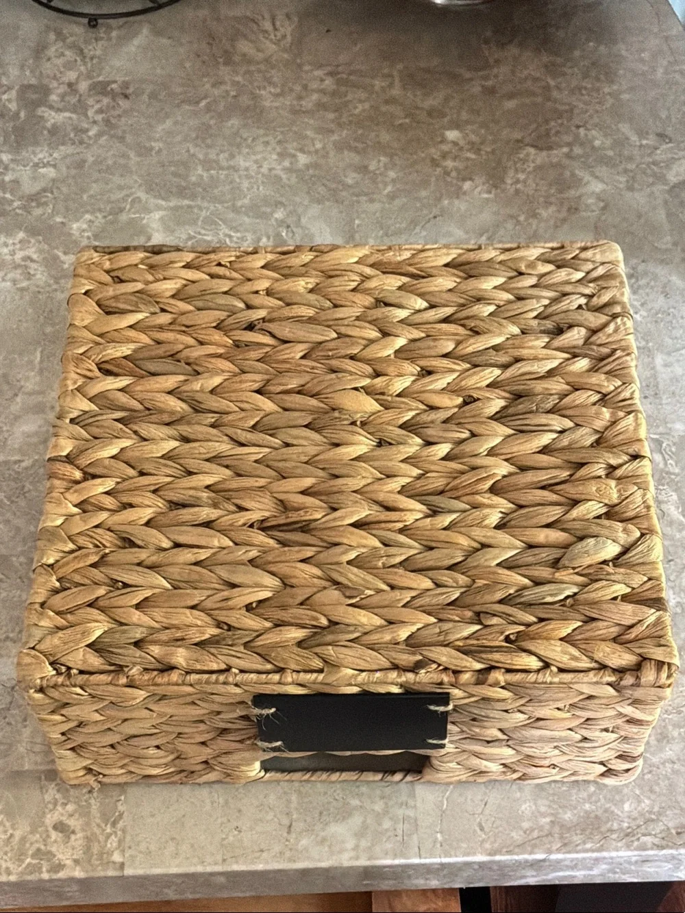 Natural Seagrass Storage Basket with Chalk Label